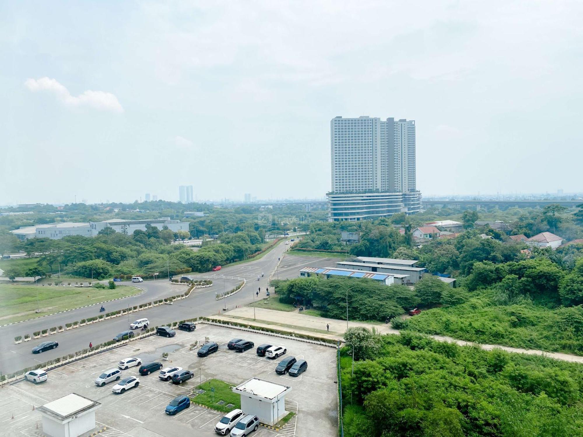 Comfortable Living 2Br At Meikarta Apartment By Travelio Cikarang Exterior photo